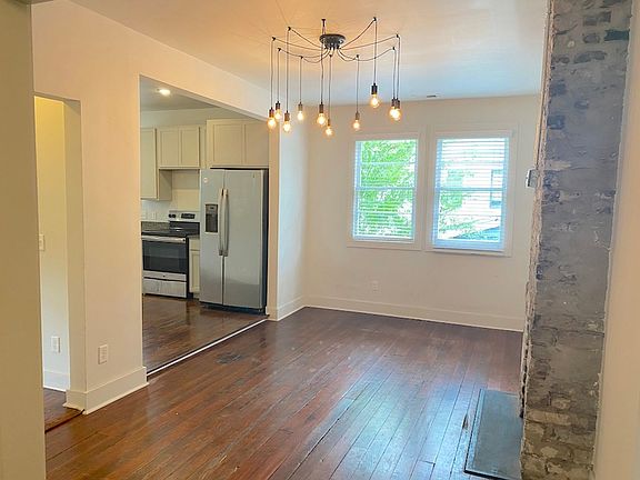3rd image of 612 E Henry St #A