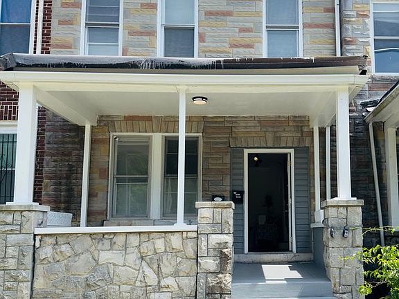 2nd image of 2213 Bryant Ave