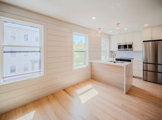 88 Maverick St FLOOR 2, Boston, MA 02128