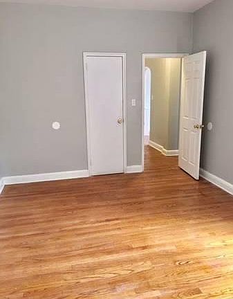 5th image of 297 Lincoln Ave APT 1D