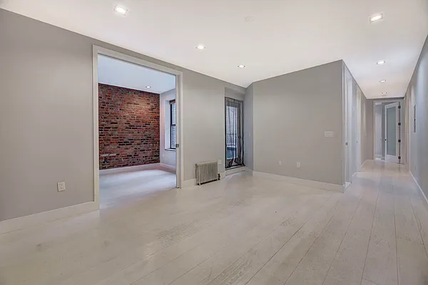 Rented by REAL New York | media 34