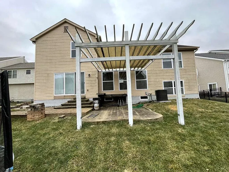6170 Ravenhill Rd — Photo 4