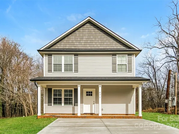 571 Westside Cir, China Grove, NC 28023