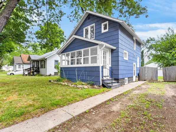 712 Fenimore Ave, Kalamazoo, MI 49048