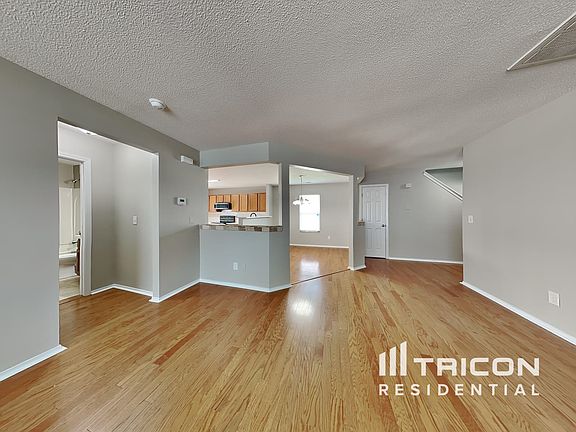 2nd image of 928 Mailwood Dr