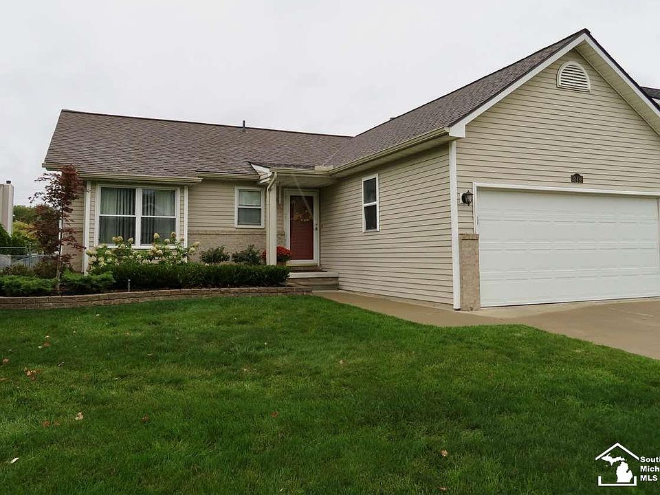 1st image of 38498 Draper Ln