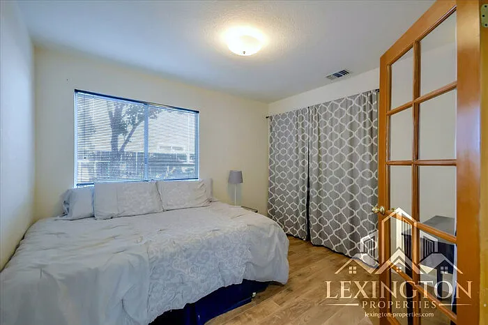5941 Laguna Park Dr — Photo 21