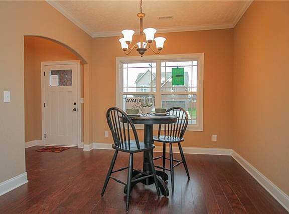 3rd image of 307 Cross Ln #Nds