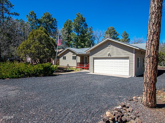 3rd image of 5086 Blue Spruce Ln