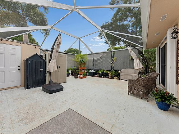 3rd image of 3204 Lakemont Court