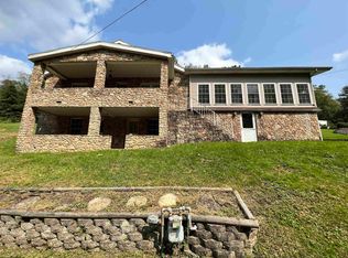 398 Helens Run Rd, Worthington, WV 26591
