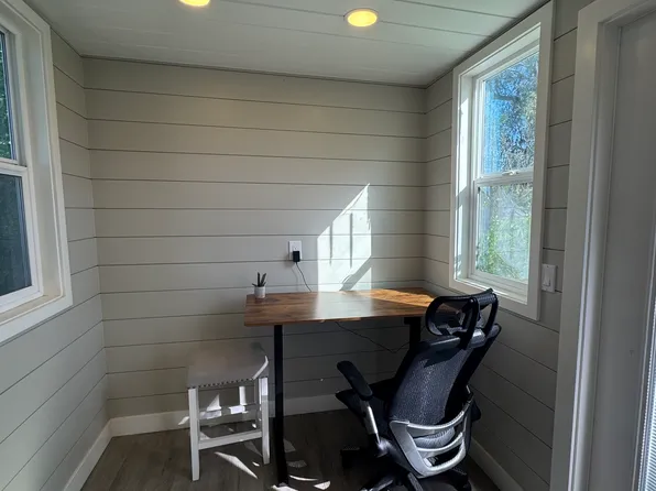 (undisclosed Address), Riverside, CA 92504