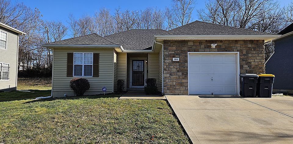 3915 Highland Ave.