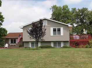 12605 E Main St, Marshall, IL 62441