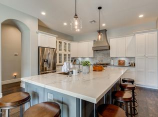 921 E Julian Dr, Gilbert, AZ 85295