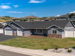 12 Sunny Meadows Loop, Wenatchee, WA 98801