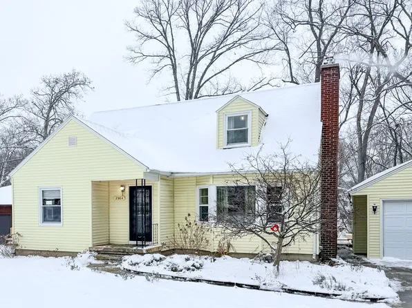 2964 Foster Ave NE, Grand Rapids, MI 49505