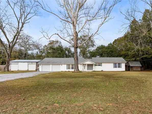 8060 Howells Ferry Rd, Semmes, AL 36575