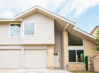 10523 Farmingham Dr, Houston, TX 77099