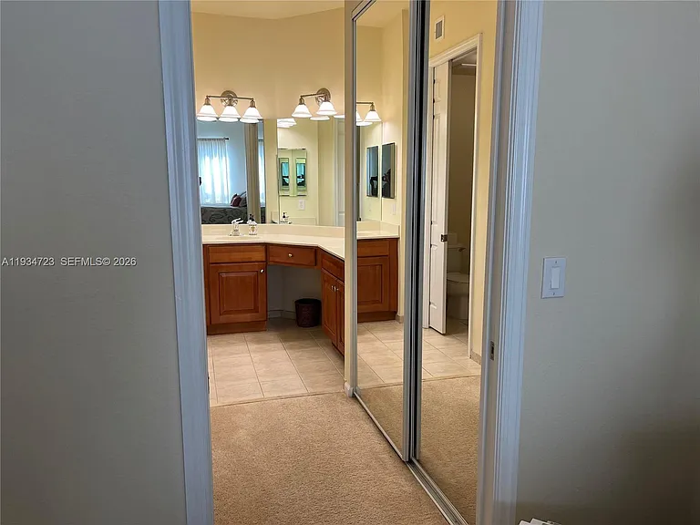 3500 Oaks Clubhouse Dr #308 — Photo 31