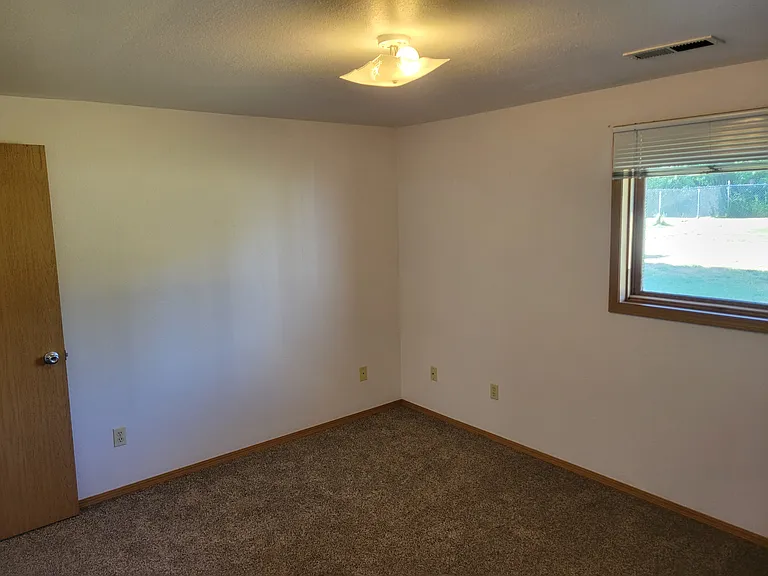 115 Tyler Way #1-C — Photo 11
