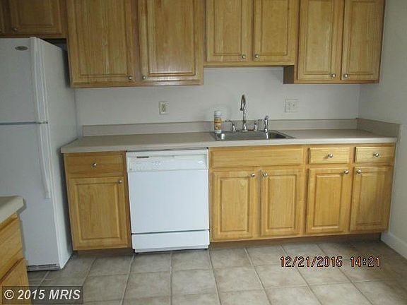 4th image of 14117 Yorkshire Woods Dr #14117