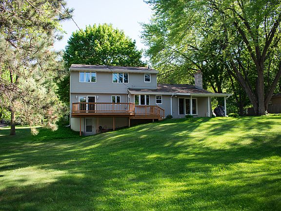 2nd image of 2730 Whippoorwill Dr