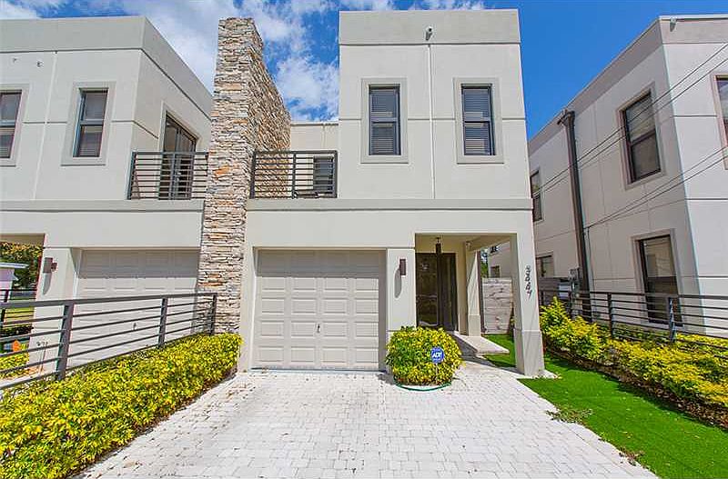 1st image of 3447 Percival Ave #3447
