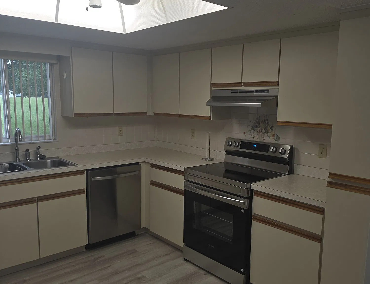 3 bed, 1526 sqft, $1,700 — Photo 3