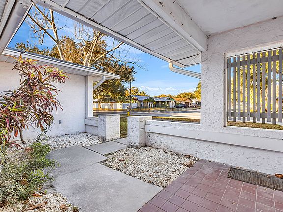 5th image of 119 Country Villas Dr
