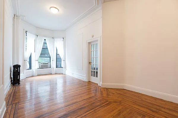 Rented by Berman Realty | media 11