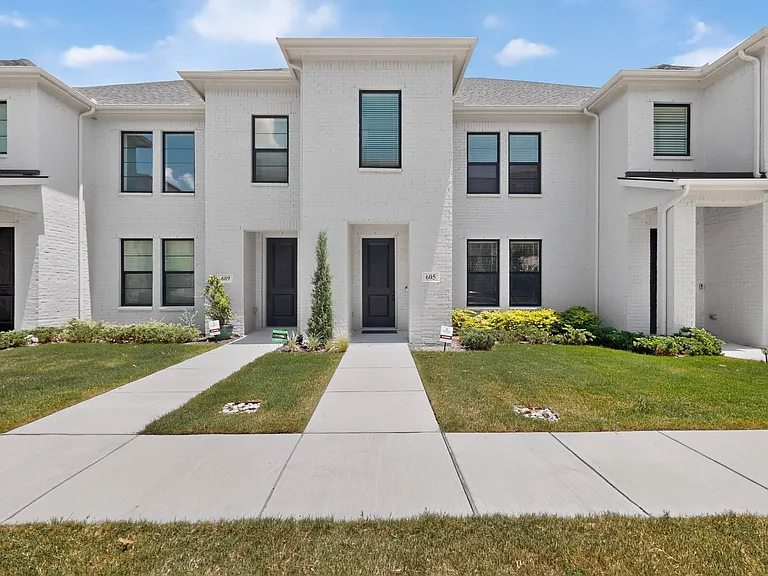 605 Friendswood Dr — Photo 29