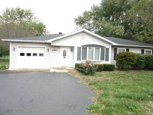 23816 W Renwick Rd, Plainfield, IL 60544