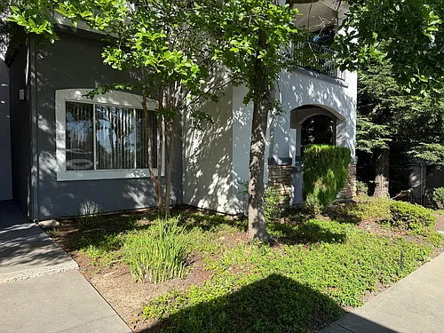 701 Gibson Dr Photo 1