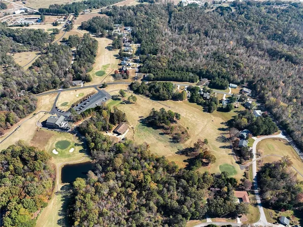 113 Falls Dr, Westminster, SC 29693