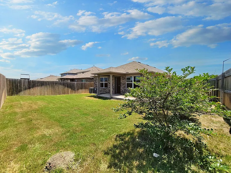 1308 Fairhaven Gtwy — Photo 34