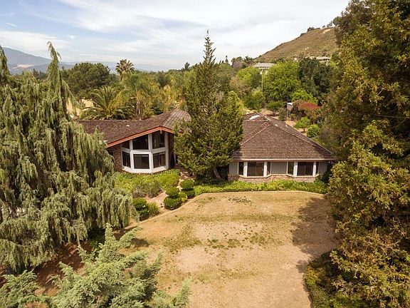 2nd image of 18540 Annie Ln