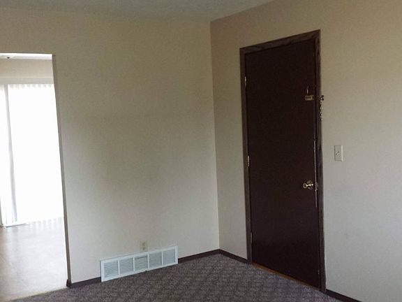 2nd image of 659 Faidley Ct
