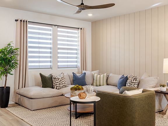 2nd floor | 60" TV | Roku | Open concept