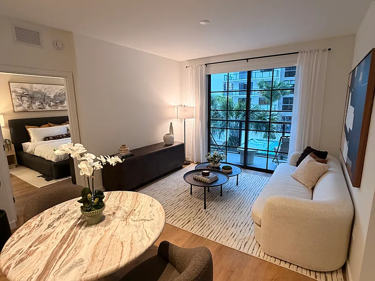 12380 Biscayne Blvd #206 — Photo 14