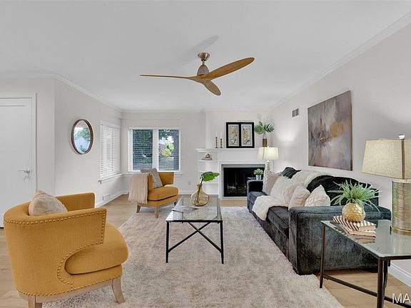 4th image of 533 Bedford Oaks Dr