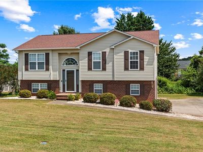 1144 Northwood Church Rd, Yadkinville, NC, 27055