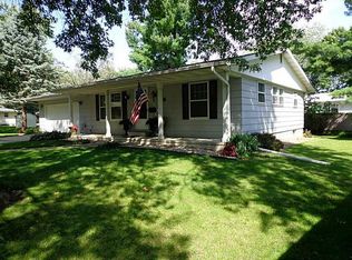 165 30th Street Ct, Marion, IA 52302