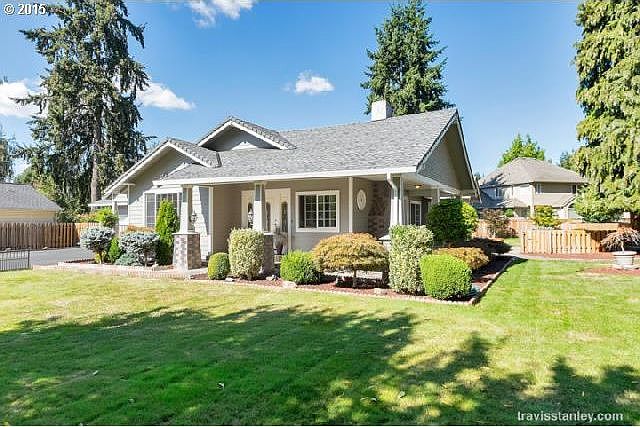 1st image of 1352 Willamette Falls Dr