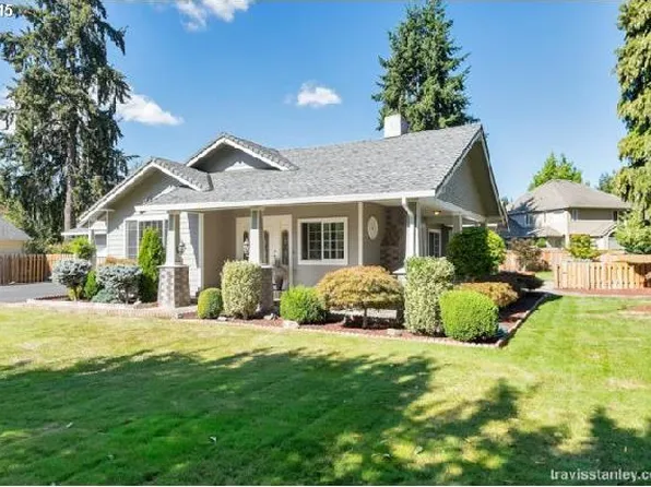 1352 Willamette Falls Dr, West Linn, OR 97068