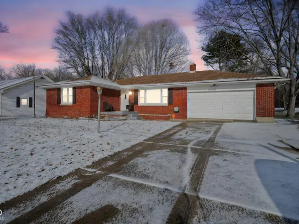 2618 W 25th St, Anderson, IN 46011