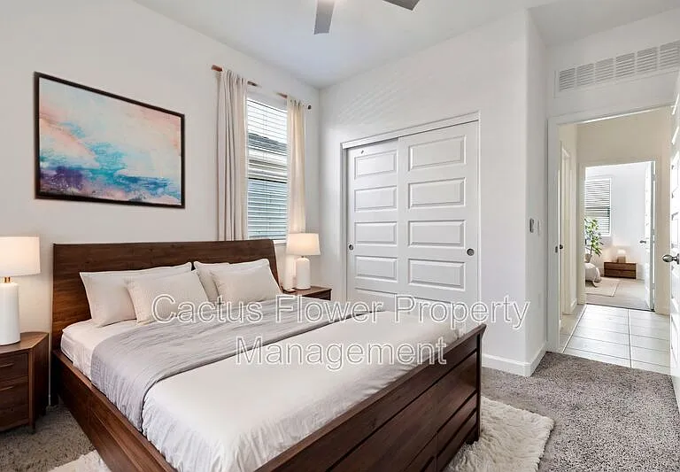1718 W Sombra Ave — Photo 25
