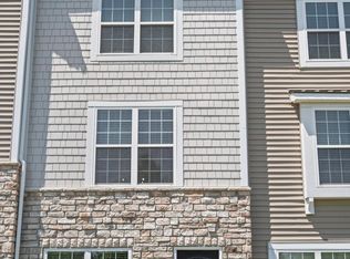 305 Laurel Creek St, Pickerington, OH 43147