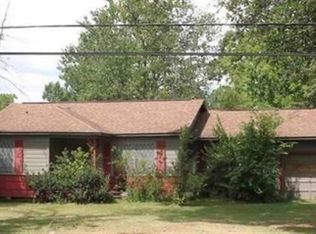 5265 Wilshire St, Beaumont, TX 77703