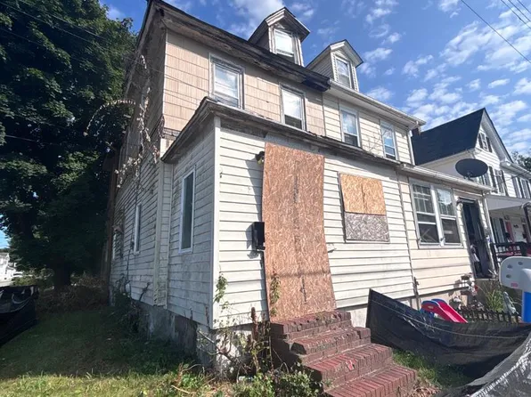 101 Penn St, Penns Grove, NJ 08069
